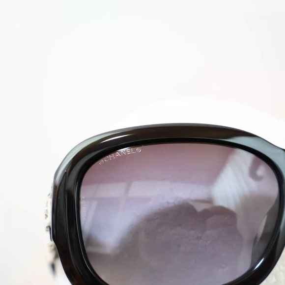 🕶️EUC Rare Chanel Tweed Boy CC Sunglasses🕶️ - Picture 5 of 17